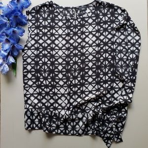 Mossimo White Black Sleeveless Asymmetrical Blouse